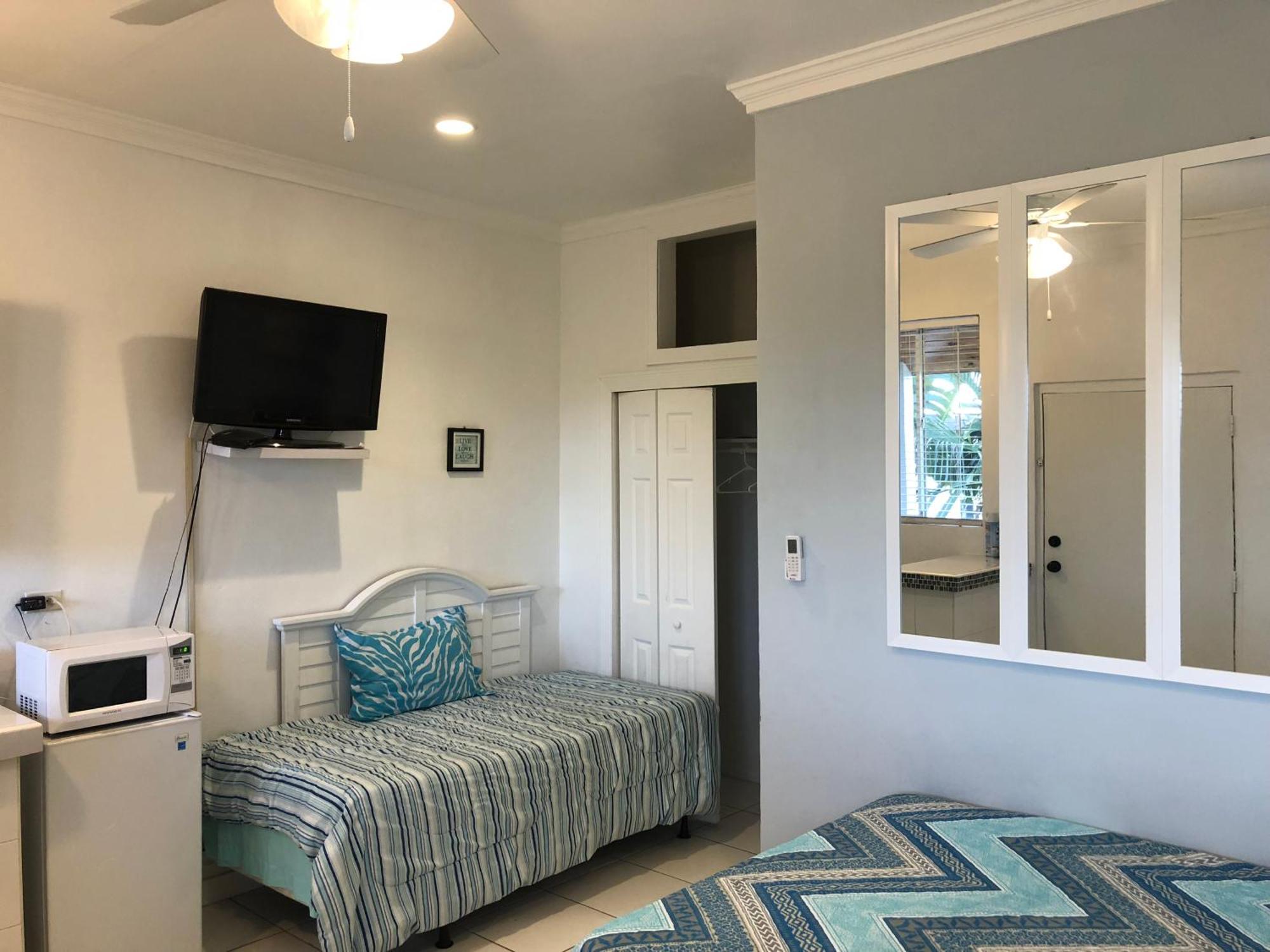 Appartamento The Oasis Retreat Nassau Esterno foto