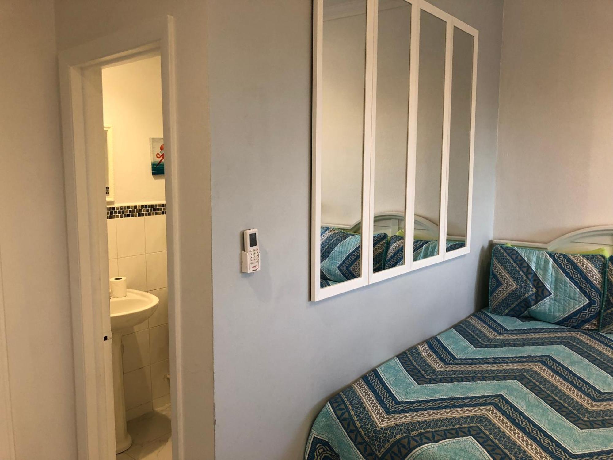 Appartamento The Oasis Retreat Nassau Esterno foto