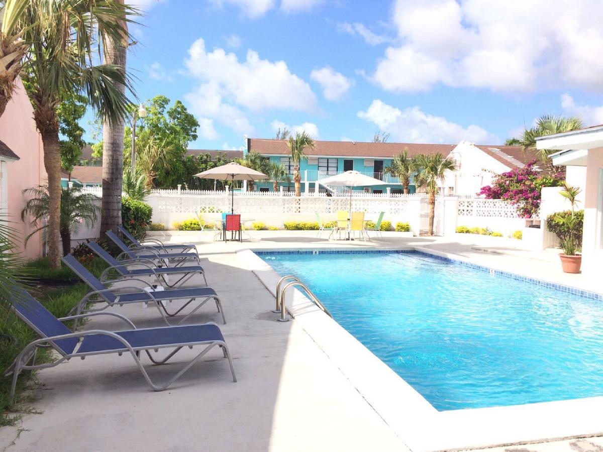 Appartamento The Oasis Retreat Nassau Esterno foto
